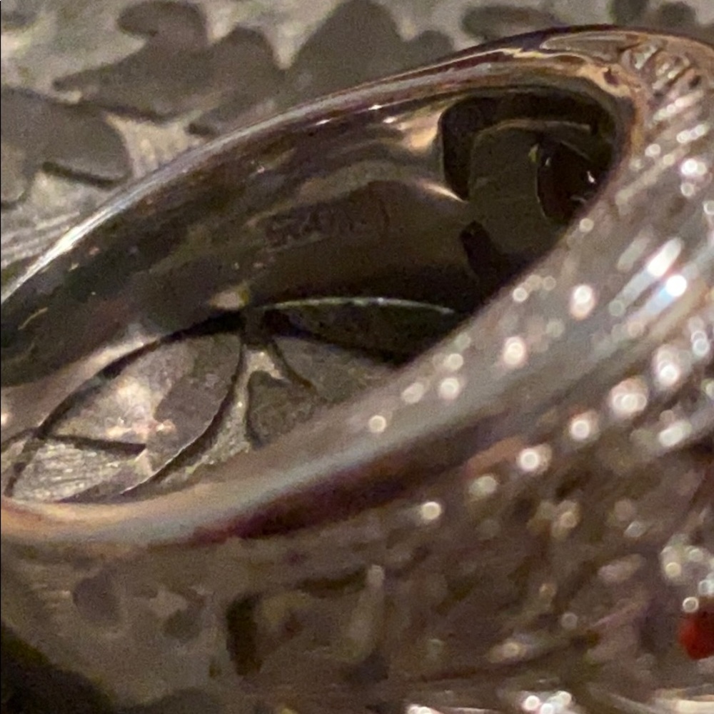 Ring - Picture 4 of 4